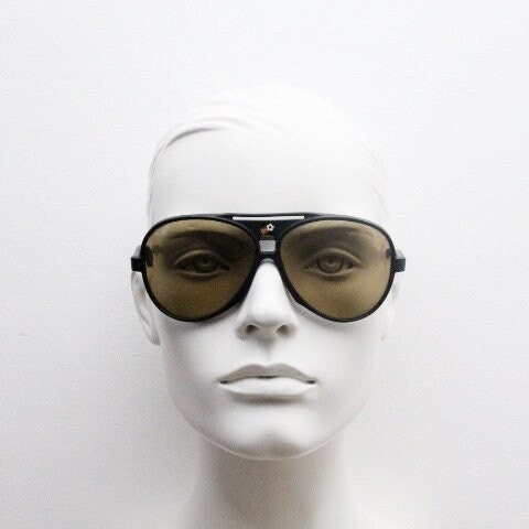 Official Espana 82 world cup 80s vintage aviator sunglasses made by Winston. Kiiller matt black aviators with brown lenses. Pilot. Teardrop