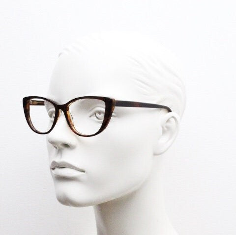 Tom Woolf vintage pointed cat eye glasses. Transparent mottled brown cateye optical frame. Womens prescription eyeglasses. RX spectacles