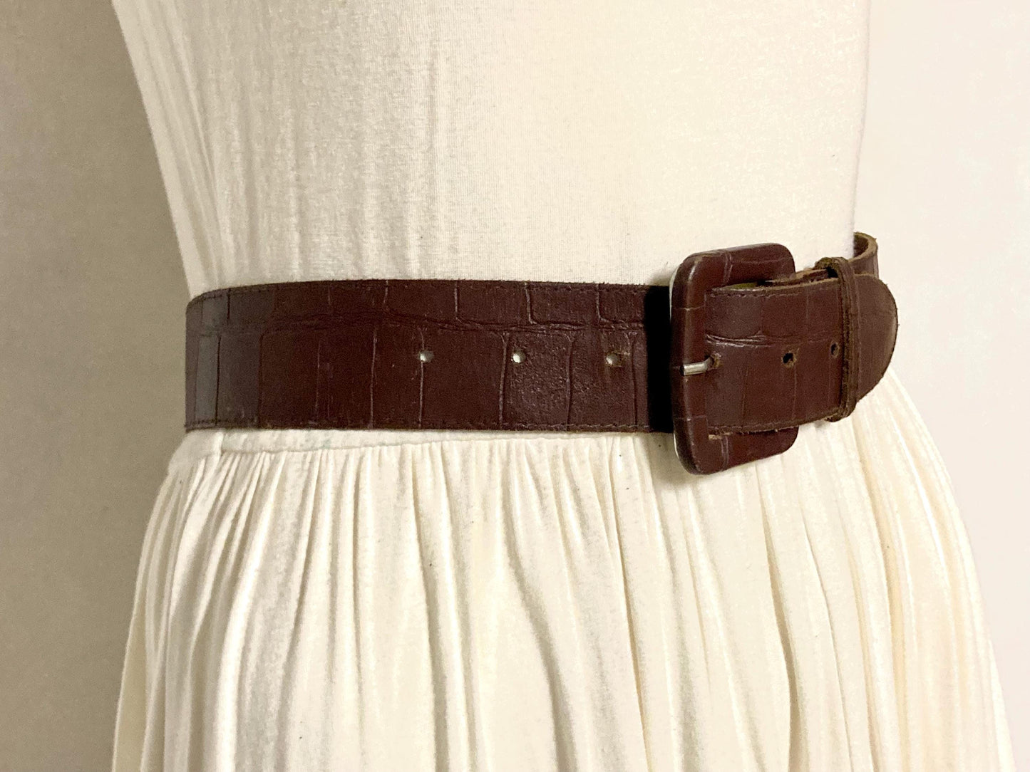 80s vintage womens dress or jeans belt with covered buckle by Astor. Genuine embossed leather made to look like crocodile. Made in Germany