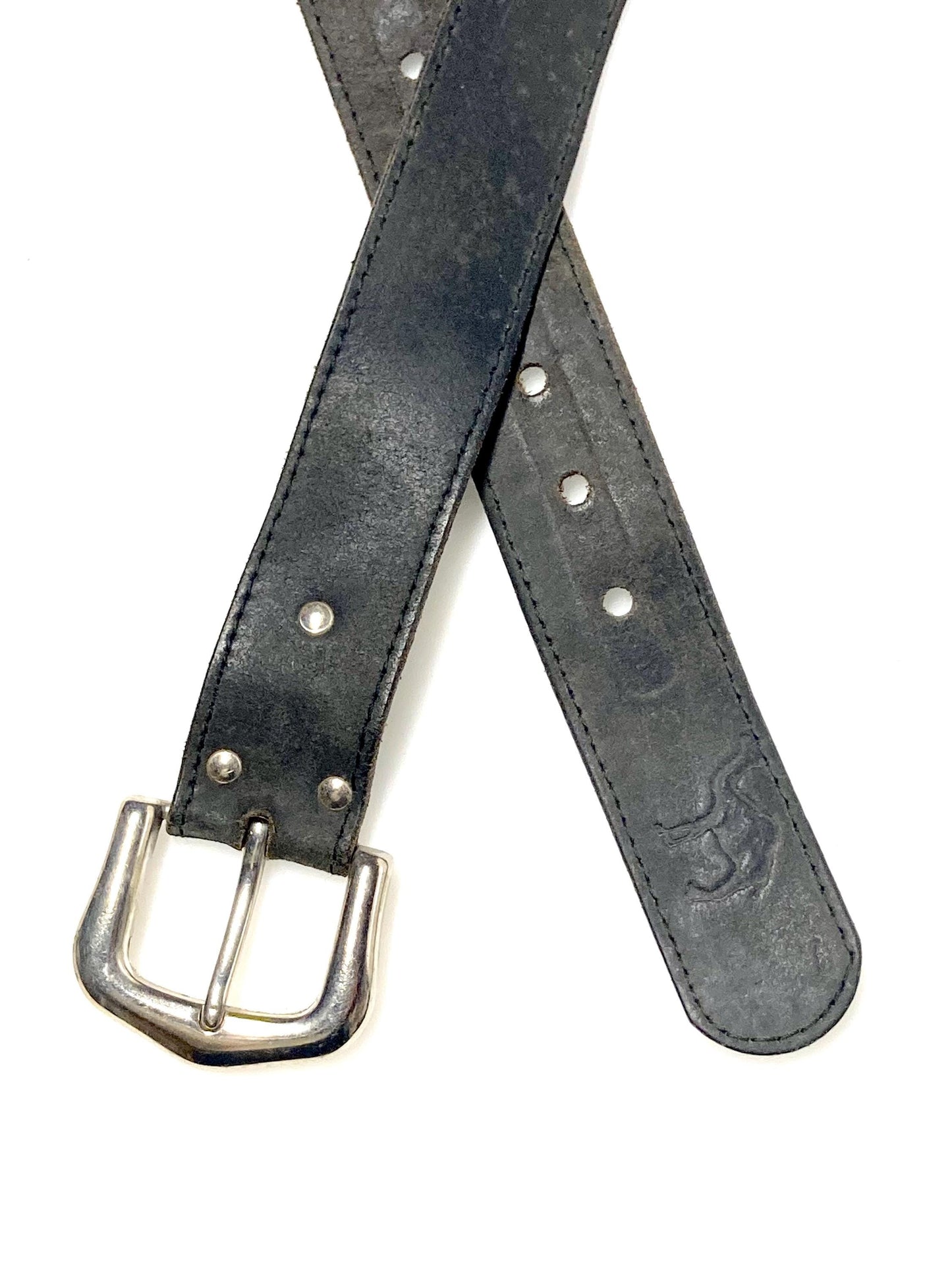 70s vintage black thick genuine leather belt with silver buckle by Camel. Subtle embossed patterns and big logo. For jeans and trousers