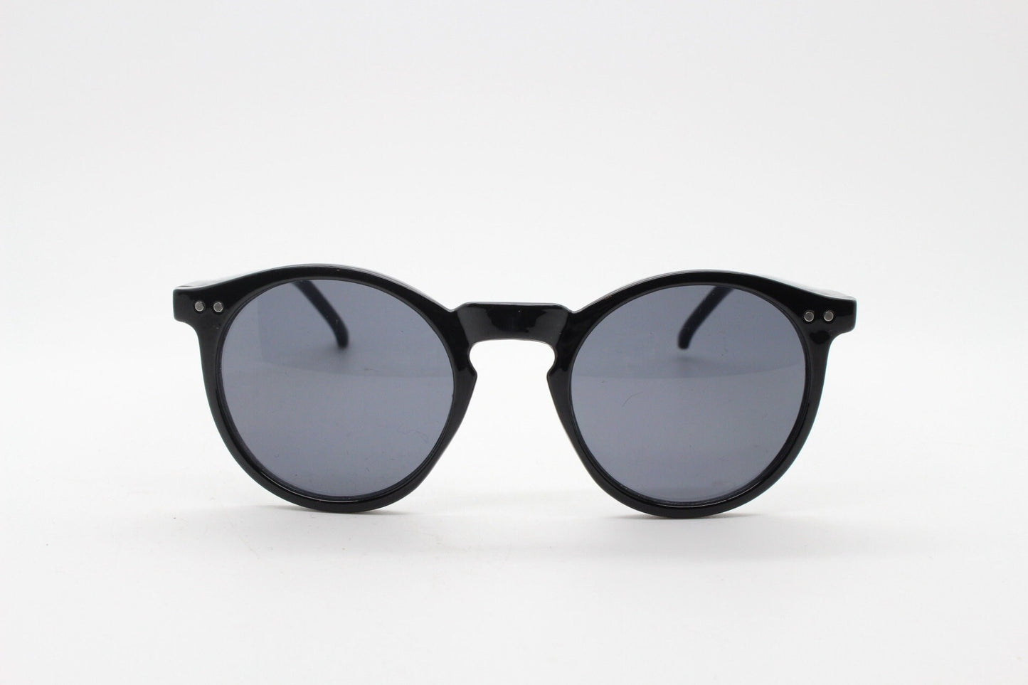 90s vintage round glasses. 30s, 20s style black gloss frame with matching lenses. O Malley