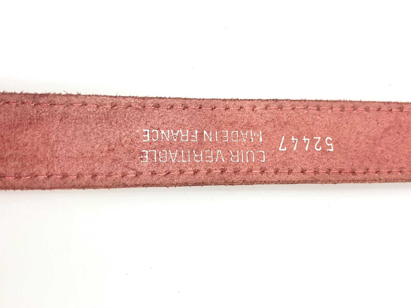 80s vintage womens pink genuine leather 1" belt Made in France. Abstract embossed pattern with brass buckle. For jeans or dress. VGC. NOS