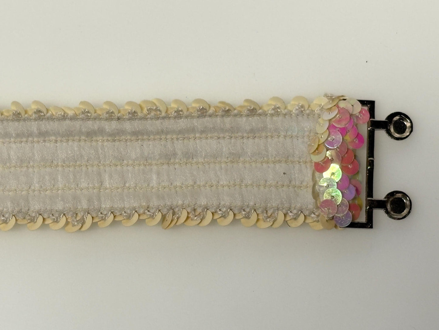 70s vintage womens elastic pink and white sequin stretch belt with chrome circles buckle. To wear with a dress. Authentic disco belt