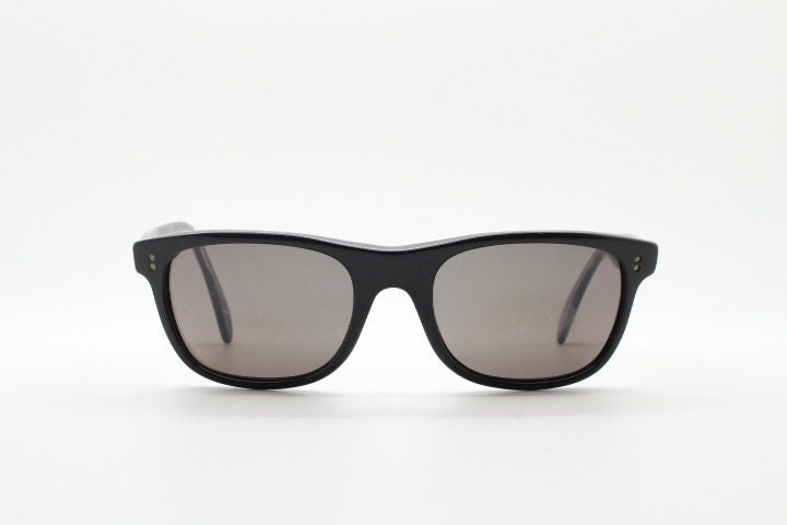Giorgio Armani 90s vintage wayfarer design sunglasses made in Italy. All time classic in high grade plain black gloss acetate