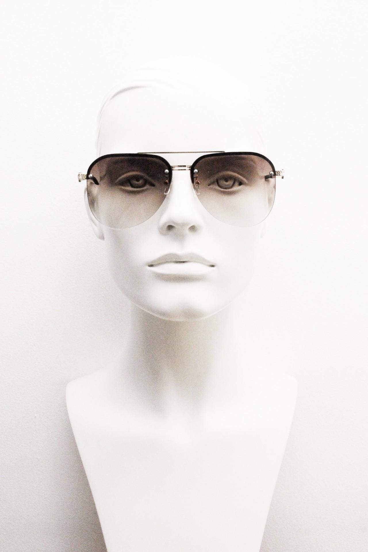 Y2K vintage half frame aviator sunglasses. Slightly large teardrop shape with greywell judged lens tone graduation. Unused 2000s NOS