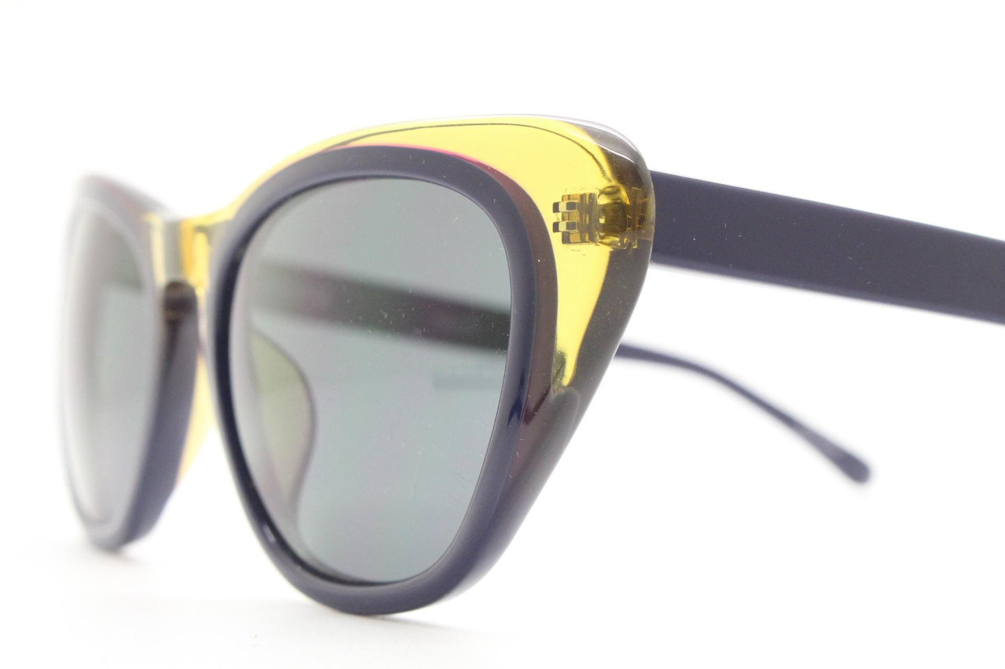 Linda Farrow cat eye sunglasses made in Japan by Erdem. Black with transparent amber outline. Luxe Gallery Projects Vintage. NOS Full Set