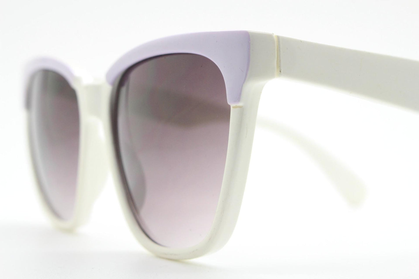 80s vintage square cat eye sunglasses. Women's ice white frame with lilac brows and smoky purple lenses. Rockabilly pin up cateye. NOS