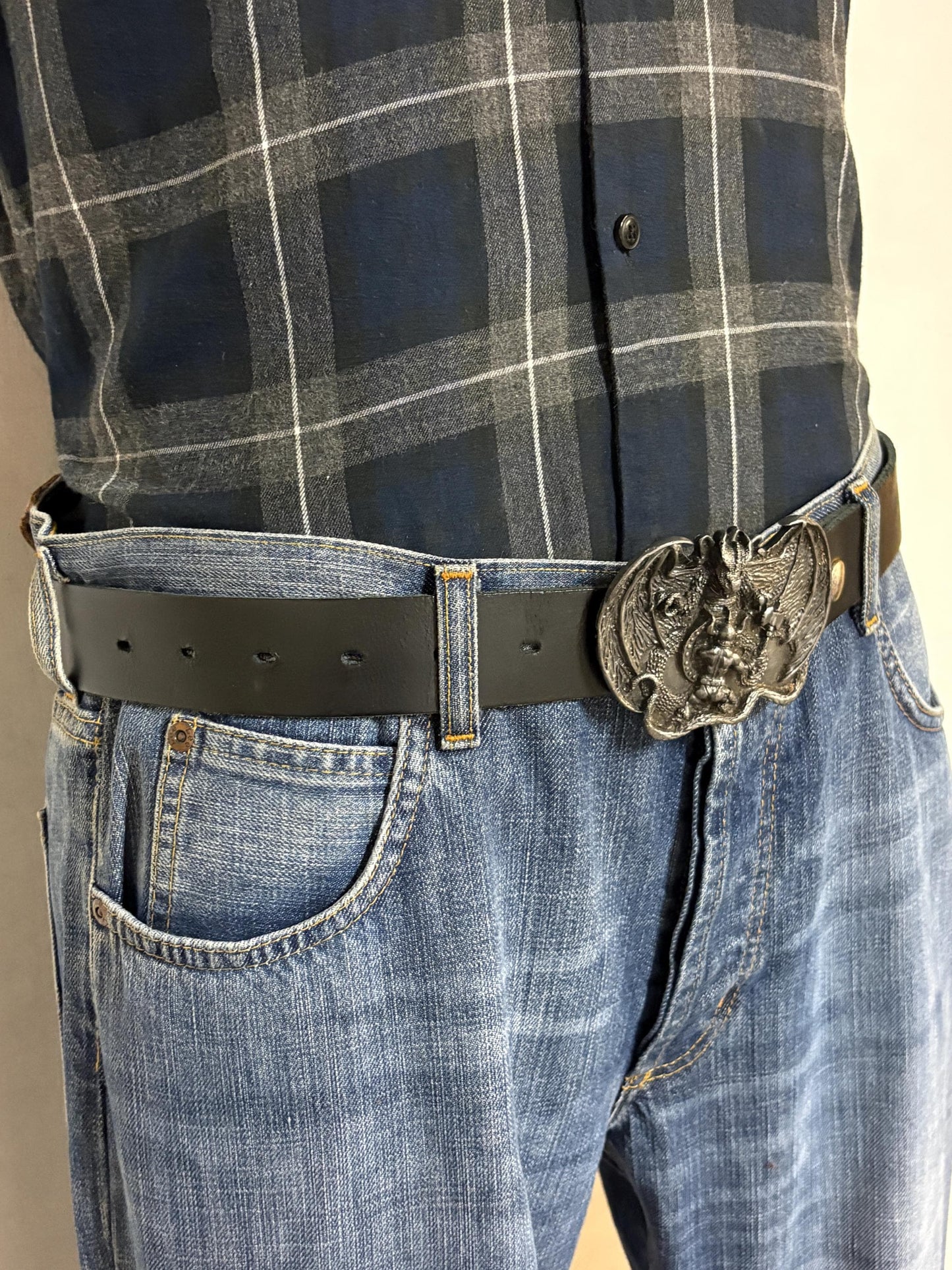 Bergamot brass works 1982 vintage 3D Beowulf and the dragon buckle on black genuine leather  changeable belt. Mythical fantasy. 80s