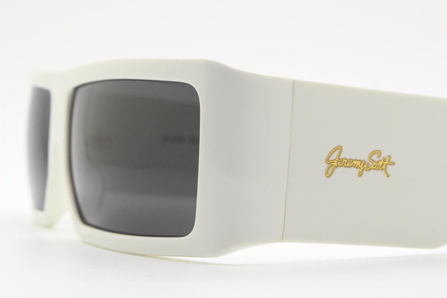 Jeremy Scott by Linda Farrow square sunglasses. Substantial ice white acetate frame with full height arms. Gallery Projects Vintage. NOS