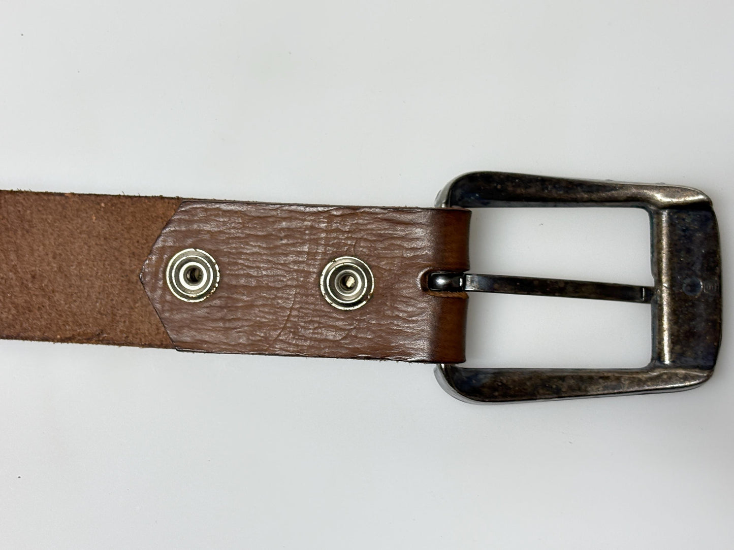 60s vintage thick brown leather belt with large brass changeable buckle. Made from genuine premium textured cowhide for jeans or trousers