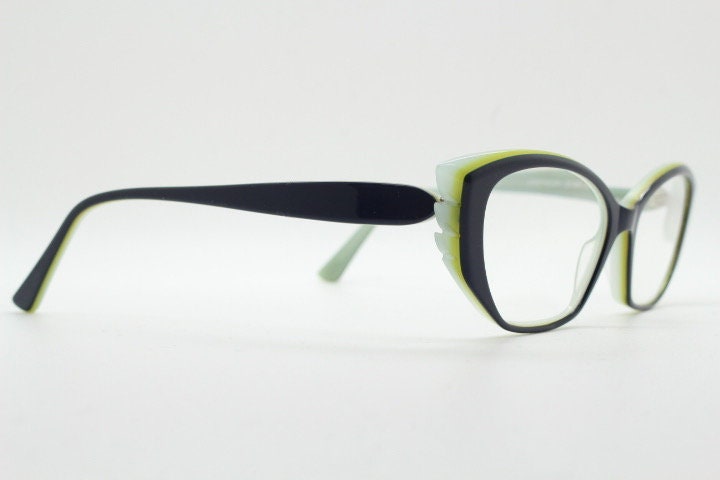 Jean Lafont Paris cat eye glasses made in France 3134. Jagged angular acetate cateye optical frames. Womens prescription eyeglasses. RX