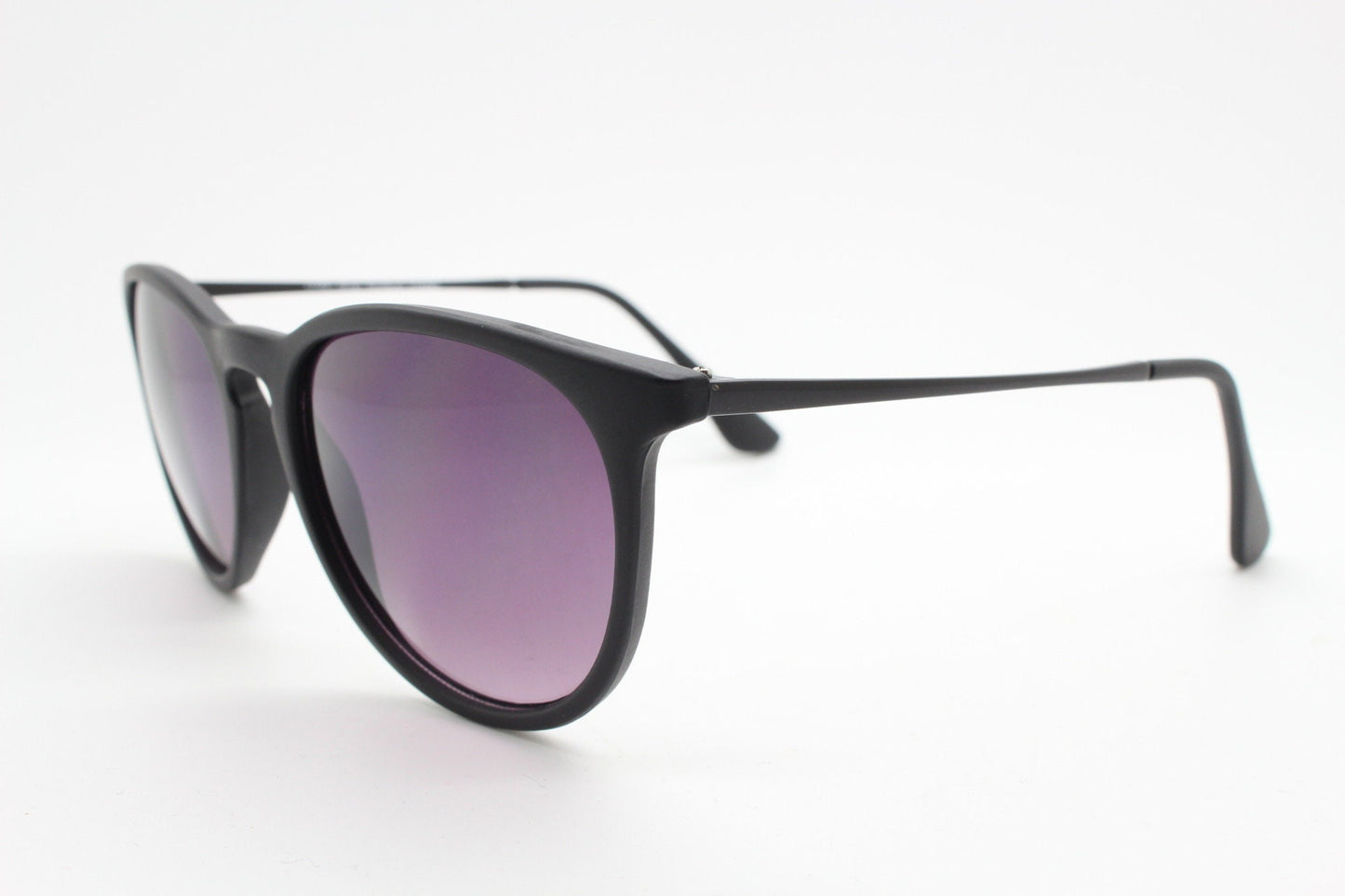 90s vintage slim glasses. Black matt rubber finish frame with satin metal arms and keyhole bridge. BNWT