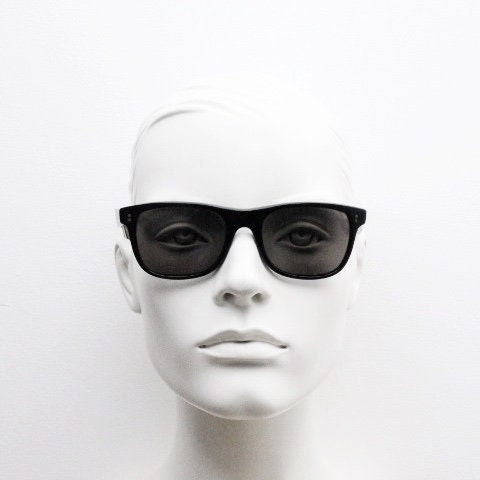 Giorgio Armani 90s vintage wayfarer design sunglasses made in Italy. All time classic in high grade plain black gloss acetate