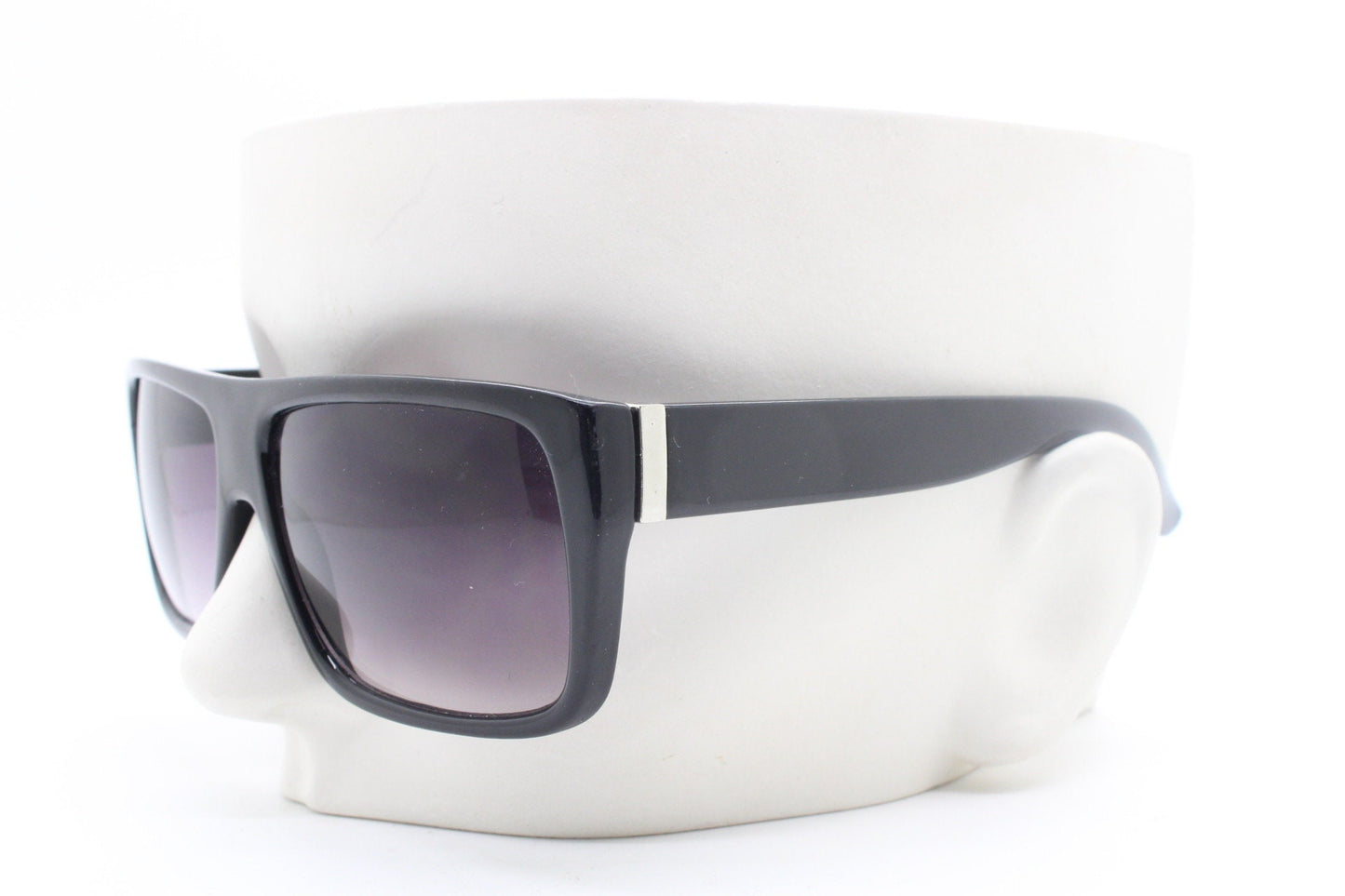 Y2K vintage rectangular sunglasses. Sharp edge flat top design with gradient lenses. Unused NOS
