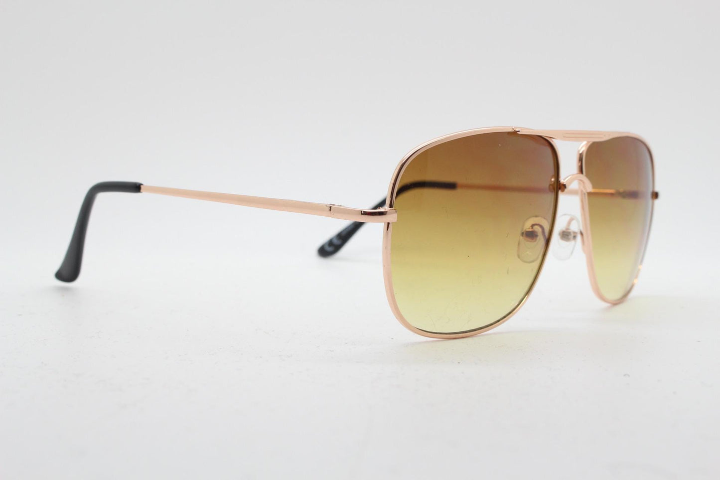 Y2K vintage square aviator sunglasses. Gold gloss metal frame 70s style aviators with sizzling brown graduating lenses. 2000s. Unused NOS