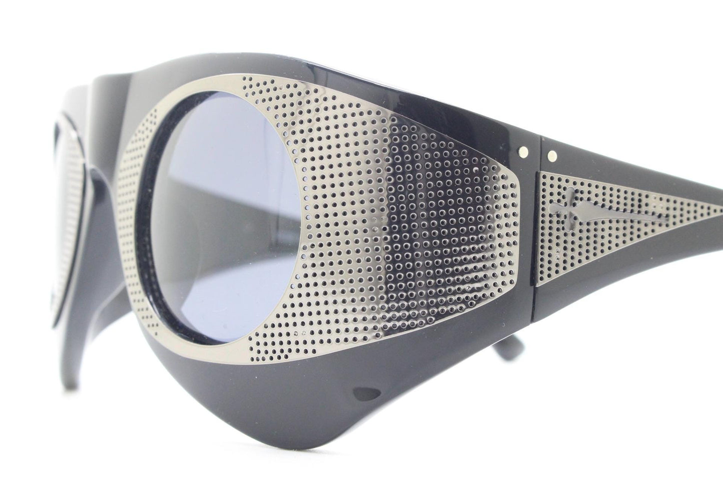 Todd Lynn goggle sunglasses made in Japan by Linda Farrow. Powerfully dramatic collectors design in black. Gallery Projects. Vintage. NOS