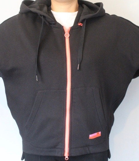 Stella Mc Cartney for Adidas Stellasport vintage zipper hoody. Black batwing track top with pink double zip detachable hood and tail section