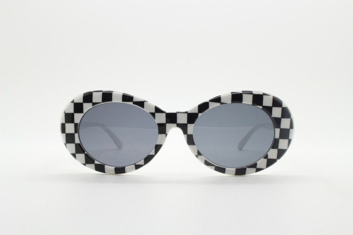 90s vintage round check monochrome sunglasses. 60s op art mod style frame with black lenses. Clout goggles. Oval bug eye NOS. Kurt Cobain