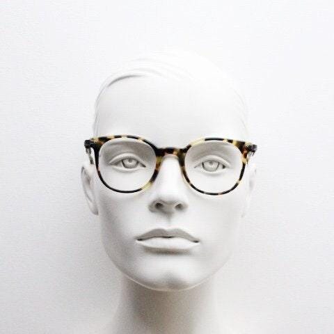 Sting 90s vintage round eye glasses made in Italy. Honey tortoise acetate optical frames. 40s retro design. Prescription eyeglasses. RX