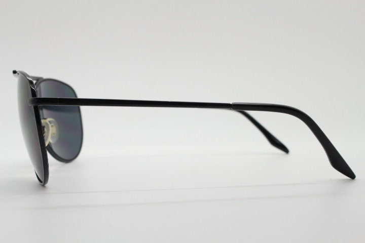 Gianfranco Ferre vintage teardrop aviator sunglasses made in Italy. Black gloss frame mens pilot aviators. Y2K New Old Stock