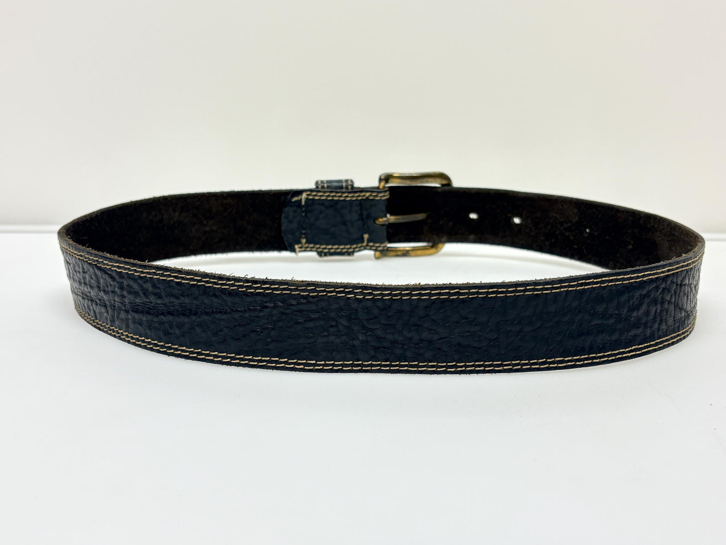 80s vintage black thick genuine leather belt with brass buckle. Superior quality full grain texture cowhide. For jeans and trousers
