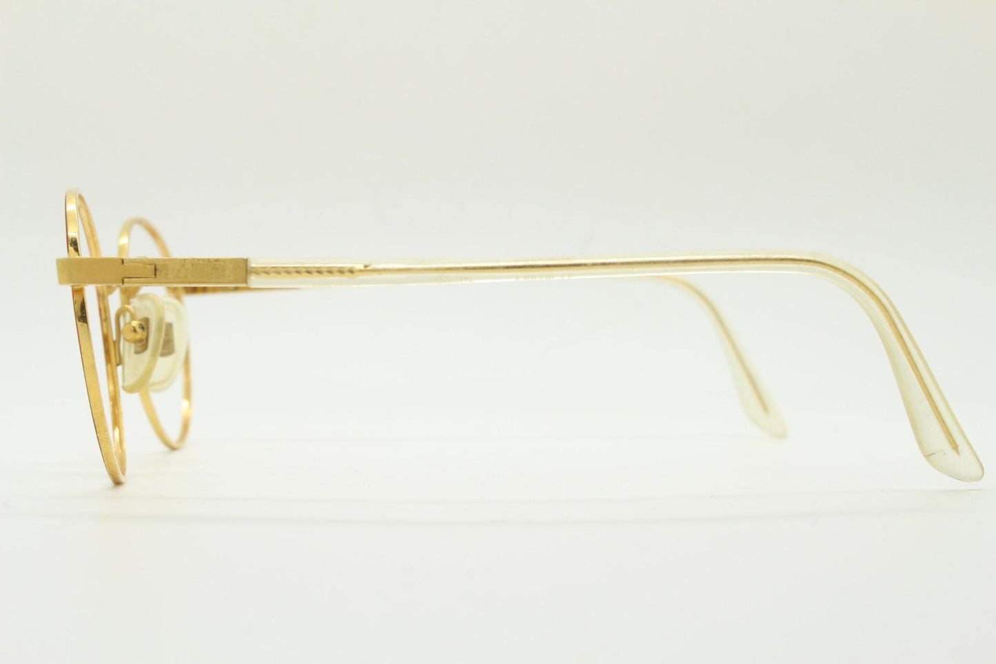Lozza 90s vintage round panto eye glasses hand made in Italy. Bright metallic red and gold optical frames. Prescription eyeglasses. RX