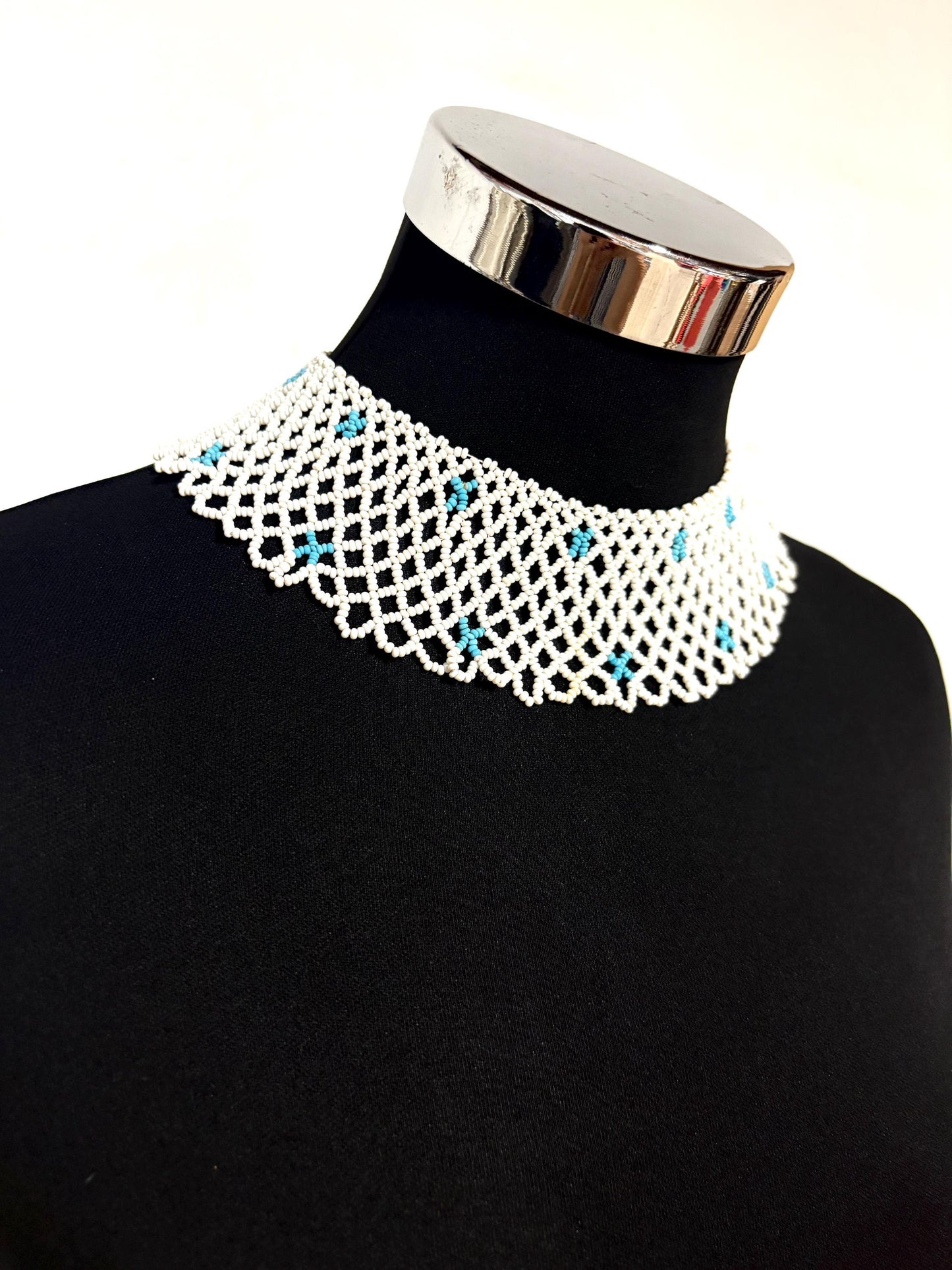 80s vintage beaded lattice collar necklace. Small white beads mixed with blue "x" patterns. Womens large versatile choker. Unused NOS