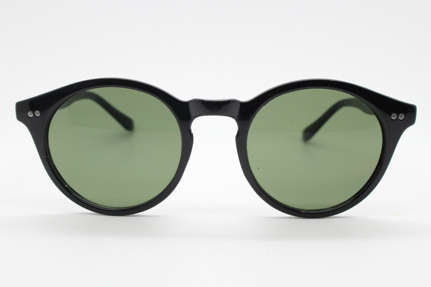 90s vintage small round sunglasses. 30s, 20s horn rim design black gloss frame with contrasting green lenses. BNWT. NOS