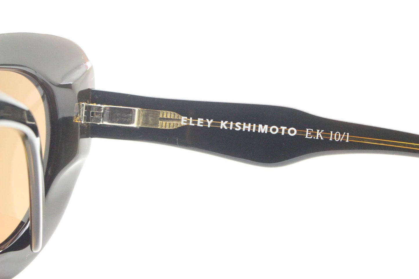 Eley Kishimoto by Linda Farrow oversized cat eye sunglasses. Dynamic handmade vintage layered acetate cateye. Luxe Gallery Projects. BNWT