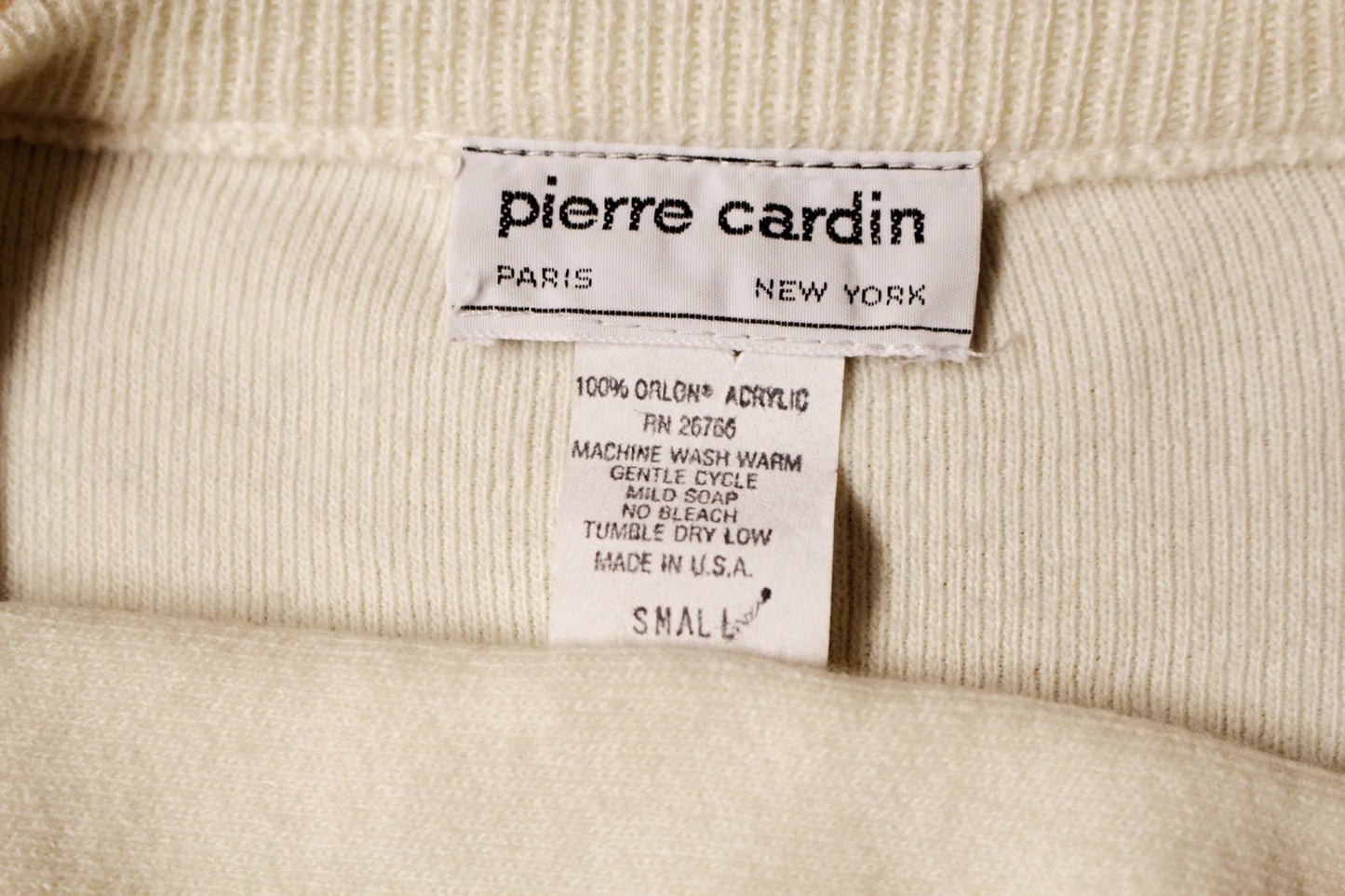 Pierre Cardin vintage 80s V neck knit jumper. Mens plain white slim fit pullover sweater top. True vintage original