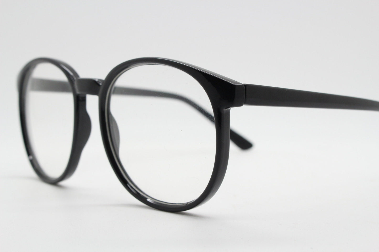 80s vintage black round glasses. Slightly oversized optical frames. Prescription eyeglasses with clear lens. RX spectacles