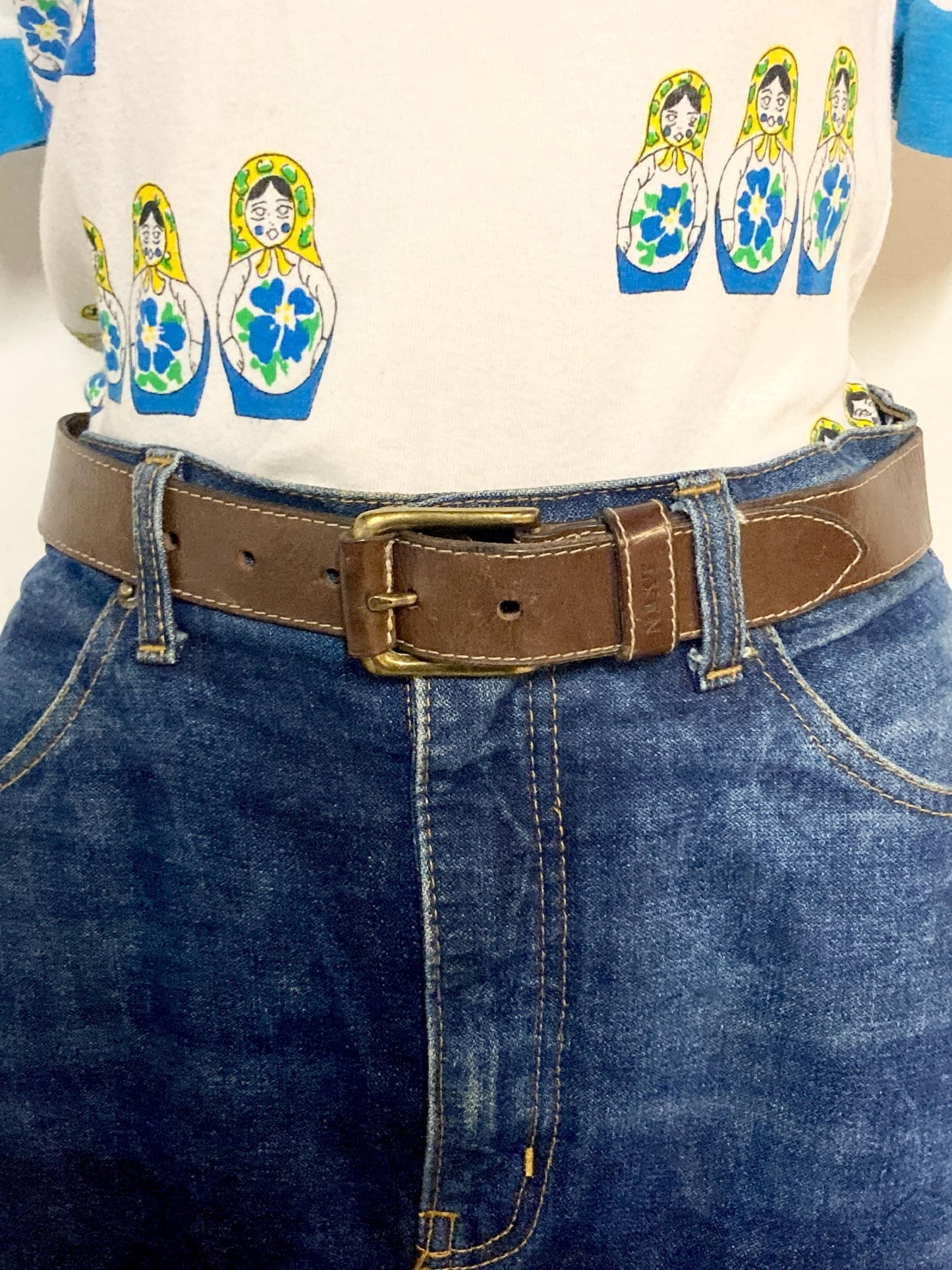 80s vintage brown genuine leather belt with covered brass buckle for jeans or trousers. Substantial quality cowhide made in England by Next