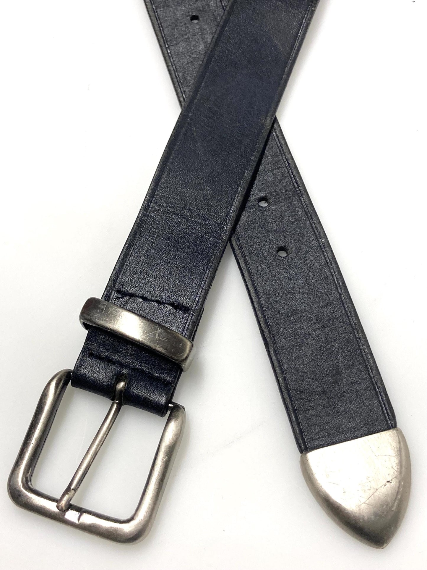 80s vintage plain black heavy duty genuine leather belt. Thick cowhide with substantial silver metal buckle. For trousers and jeans. Mens