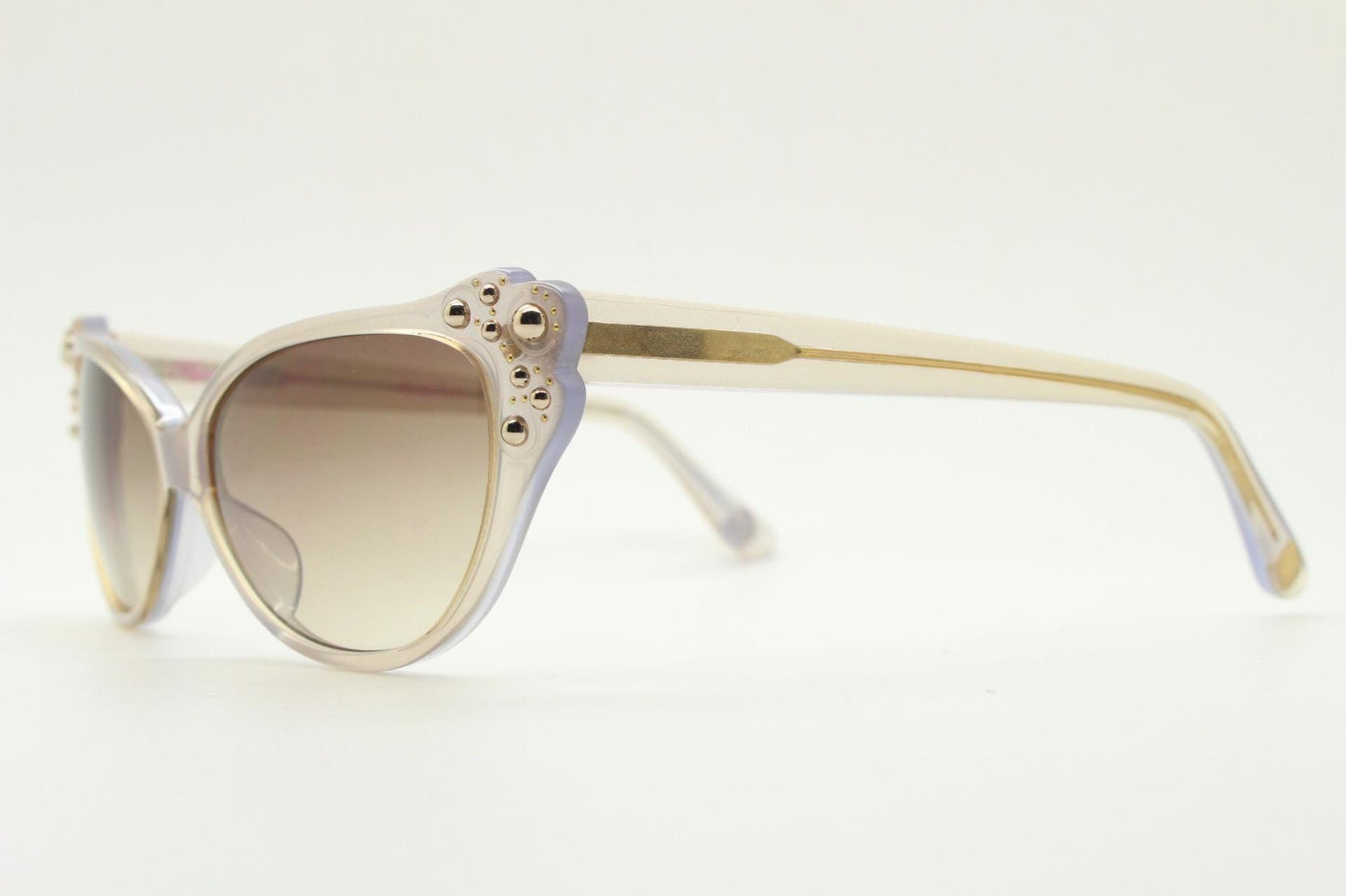 Agent Provocateur cateye sunglasses made in Japan by Linda Farrow. Womens beige glitter frame cat eye with gold studs. NOS vintage