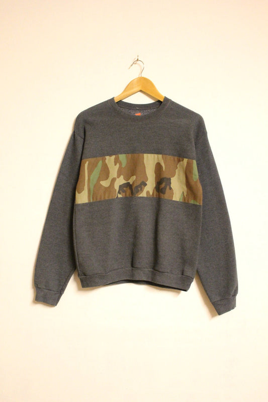 Customised Hanes vintage sweatshirt. Grey fitted crew neck pullover with camouflage panel. Round neck cammo jumper. Mens S