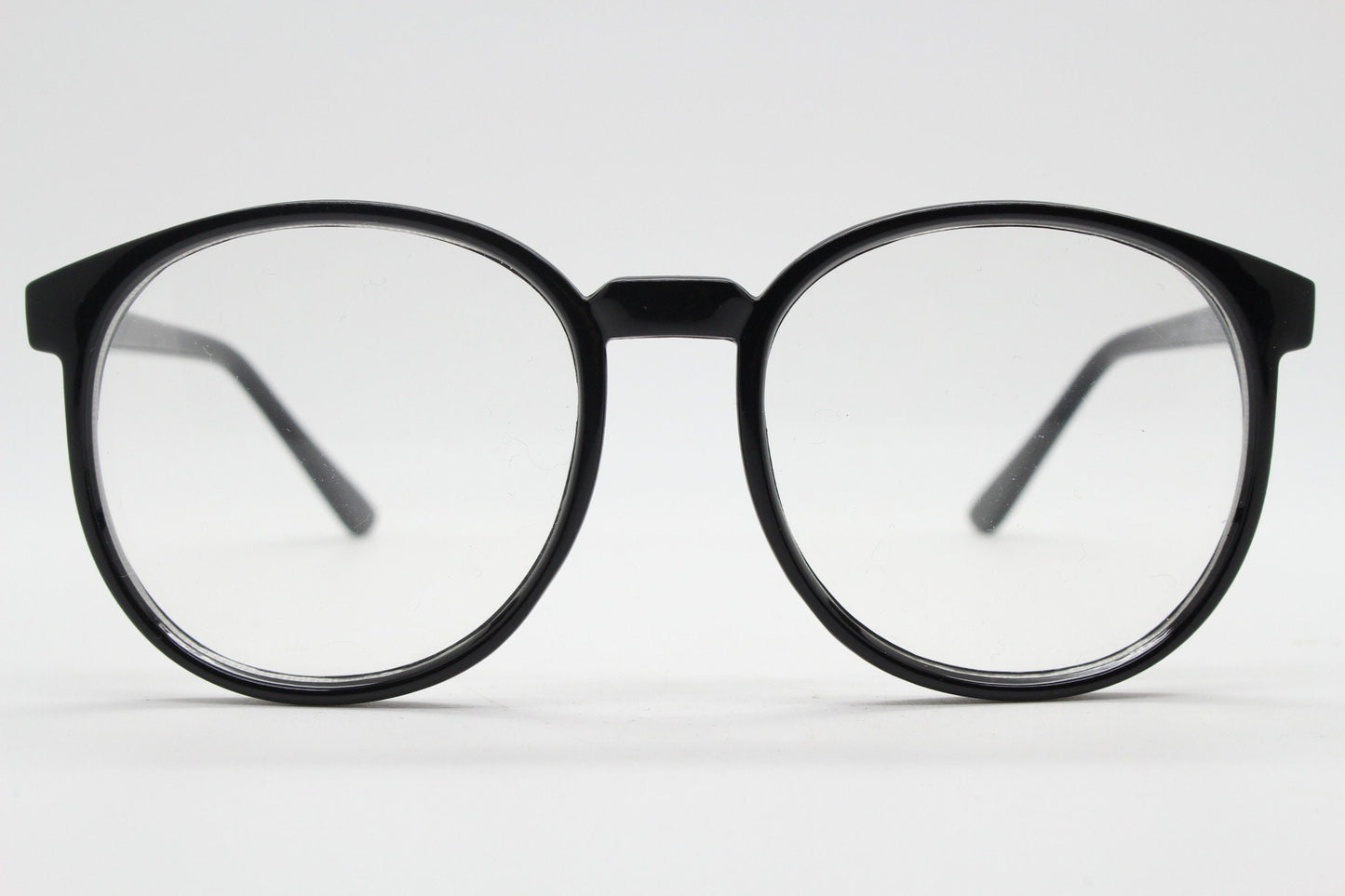 80s vintage black round glasses. Slightly oversized optical frames. Prescription eyeglasses with clear lens. RX spectacles
