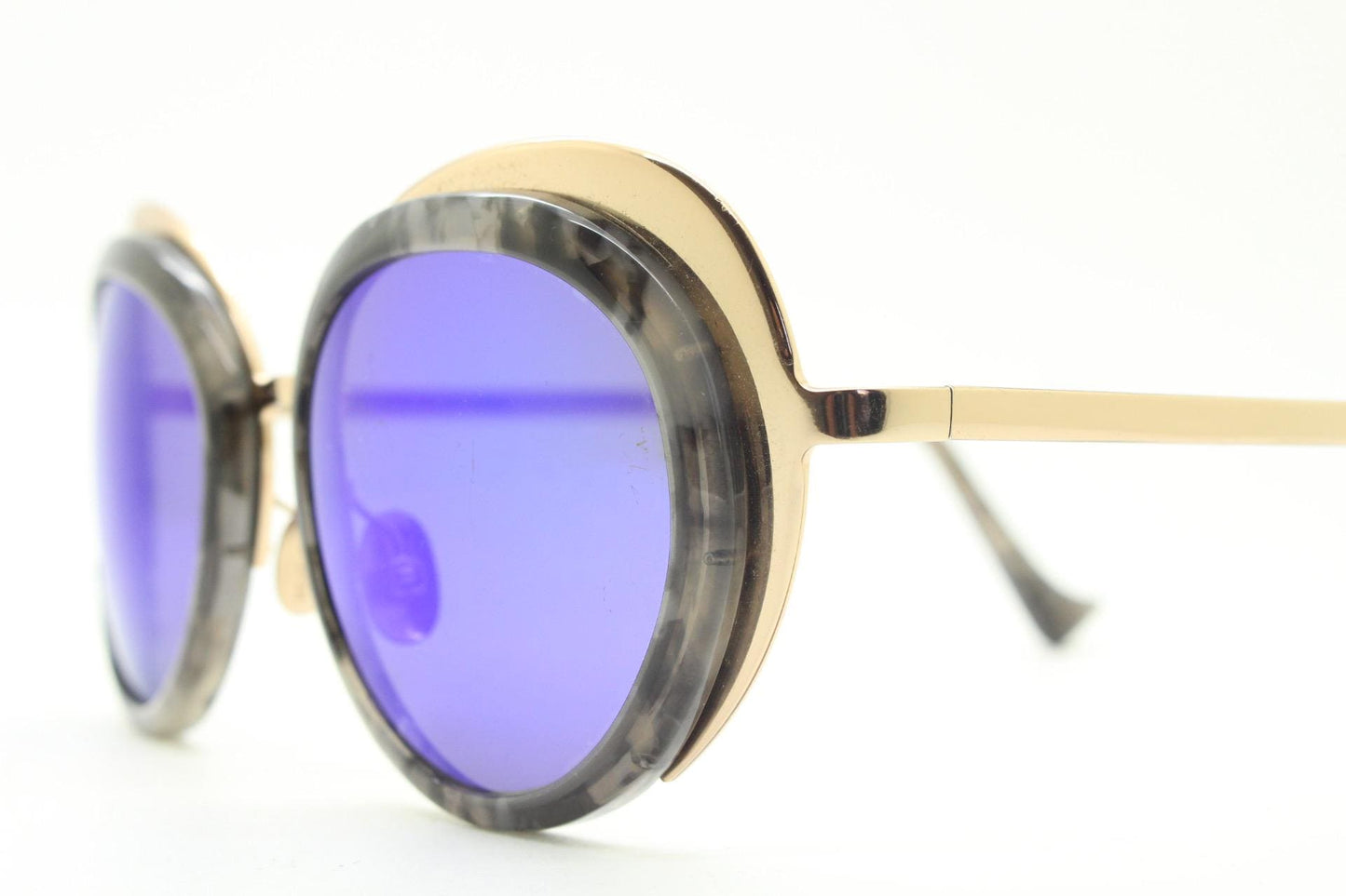 Cutler and Gross London big round cateye sunglasses model 1136. Womens tortoise acetate cat eye, gold frame, blue mirror lens. Y2K. Vintage