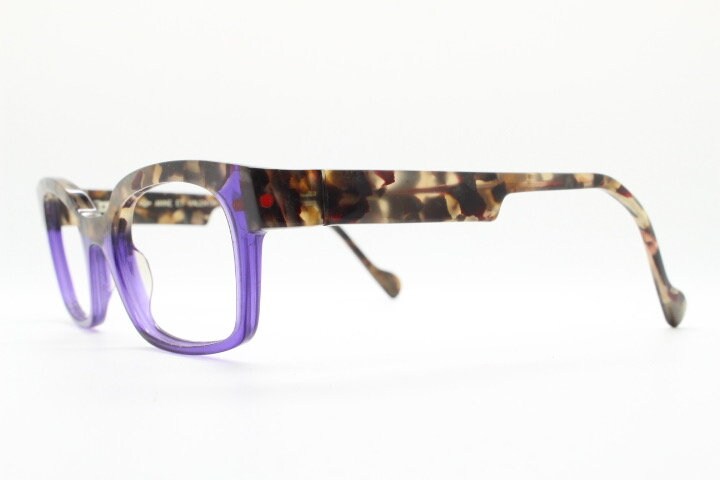 Anne et Valentin rectangular eye glasses made in France model 1330. Marbled tortoise acetate optical frame with purple tone. Prescription RX
