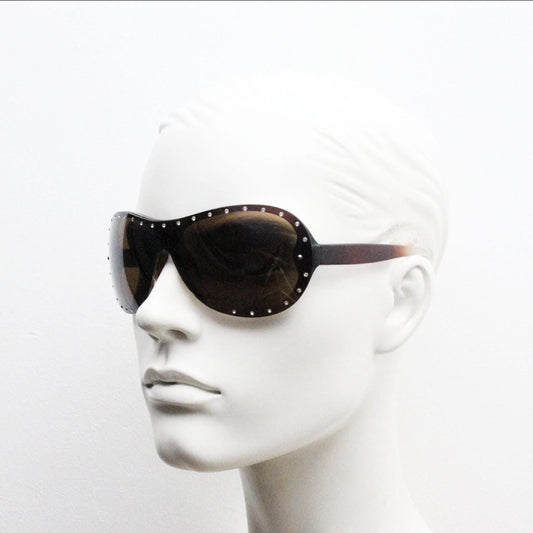 Y2K vintage visor aviator sunglasses with diamante. Brown wrap around mini mask shield design with curved mono lens. 2000s NOS. Rhinestone
