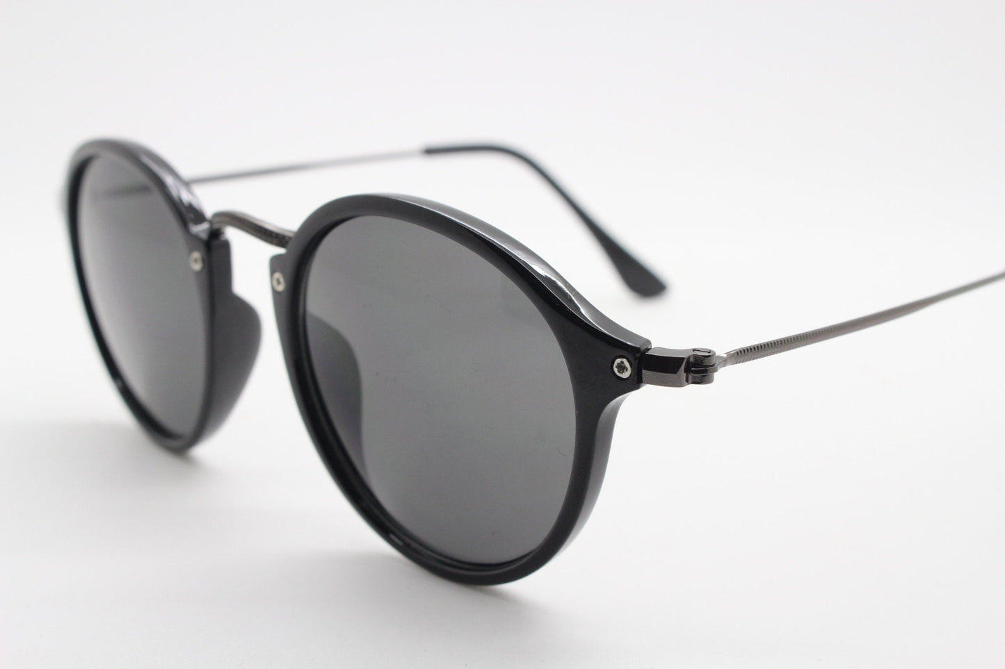 90s vintage round sunglasses. Black gloss slim 30s 40s design frame with metal bridge and dark lenses. Unused NOS