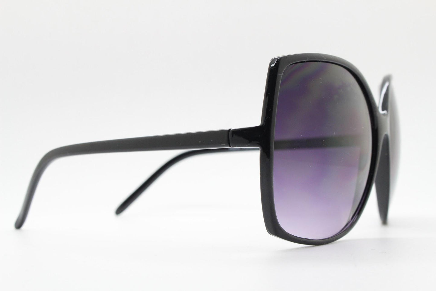 Y2K vintage oversized square sunglasses. Women's big black 70s style frame with ink navy blue lenses. Unused 2000s NOS