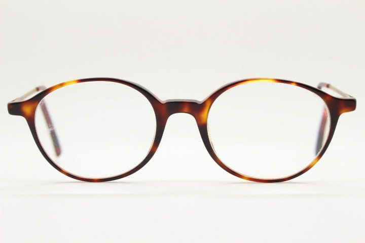 Moleskine round eye glasses in tortoise acetate with slim golden arms. Reading optical frames. Prescription eyeglasses. RX spectacles