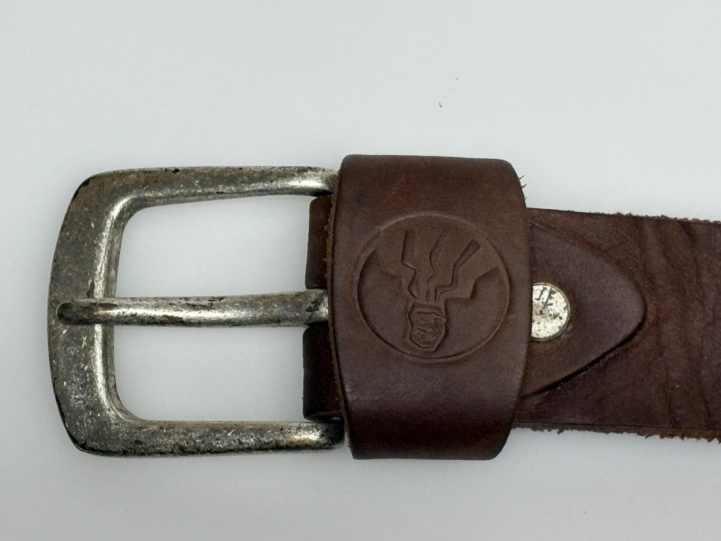 Fat Face Y2K vintage thick brown genuine leather belt for jeans with distressed solid metal buckle. Single piece cowhide with suede back