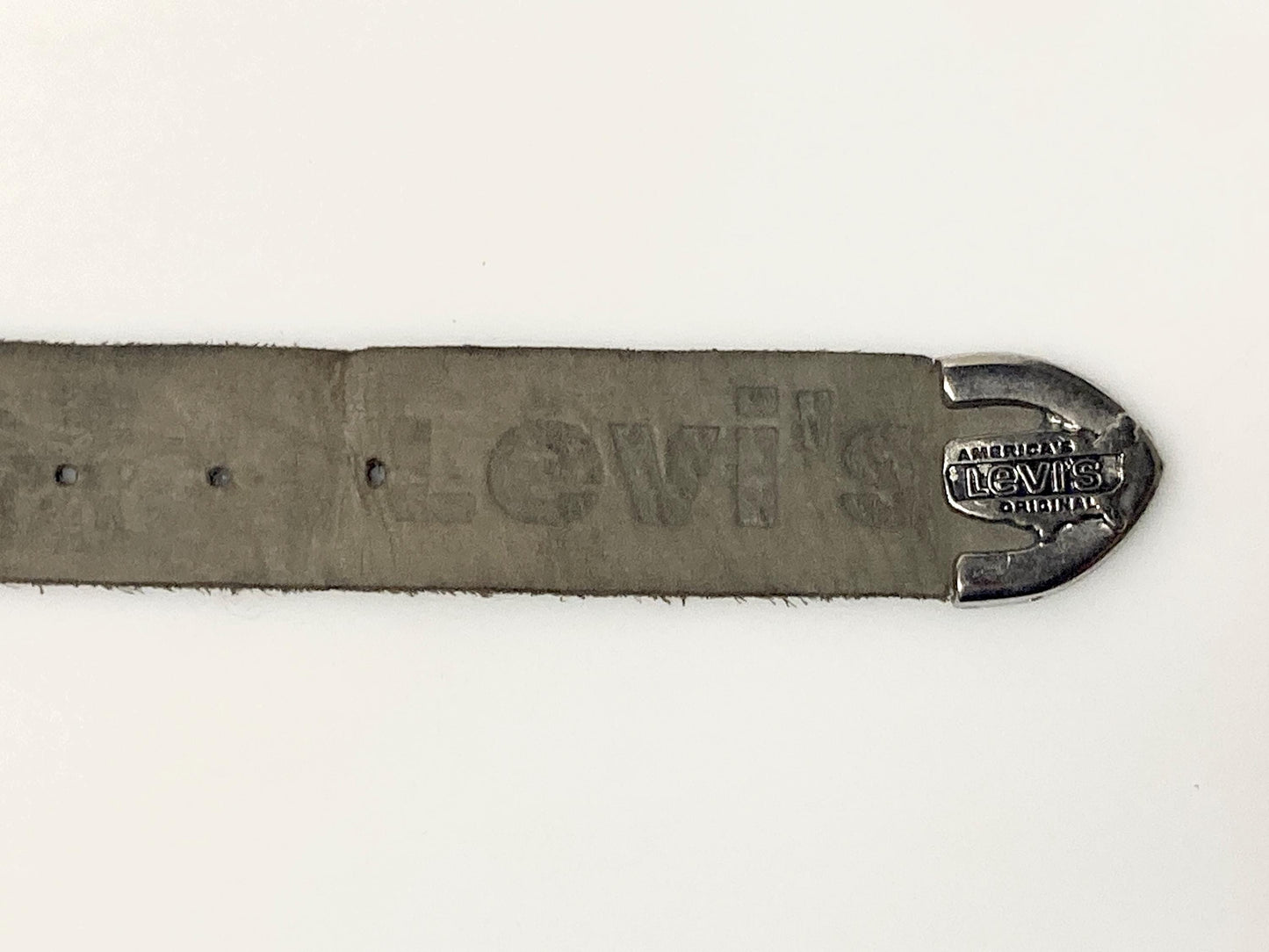 Levi's 80s vintage thick grey genuine leather belt for jeans with detailed buckle and numerous traditional cute logo's stamped all along