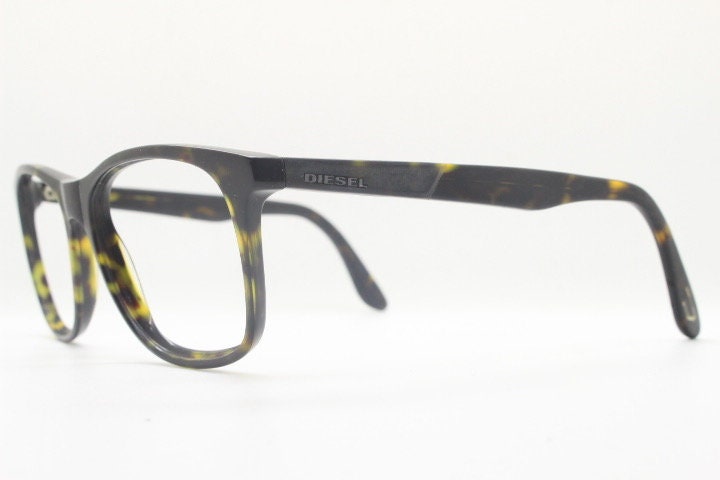 Diesel wayfarer design eye glasses. Dark tortoise matt and gloss finish acetate optical frames. Prescription Vintage RX Spectacles