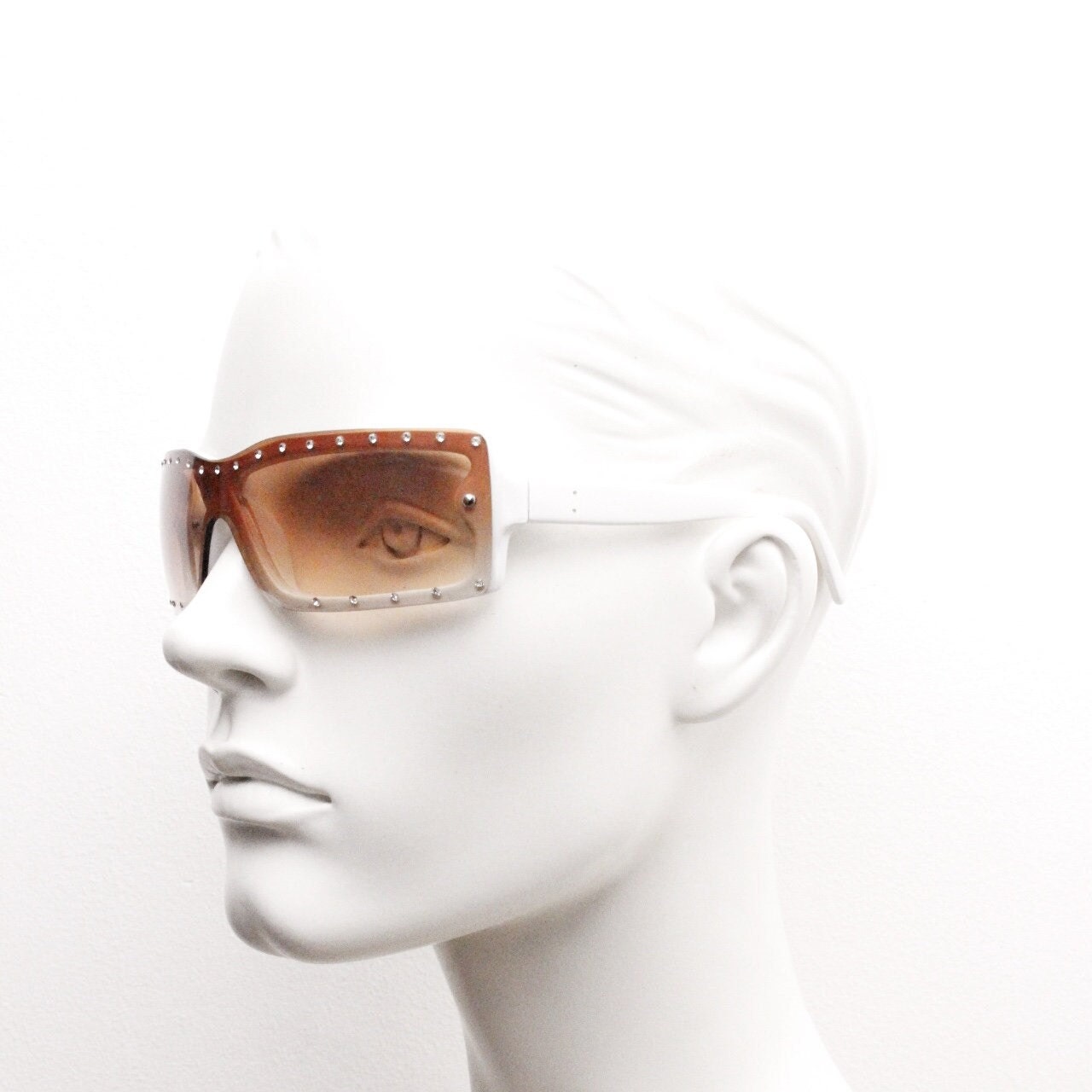 Y2K vintage shield sunglasses with diamante. Brown and white wrap around mini mask style with curved mono lens. 2000s unused NOS. Visor