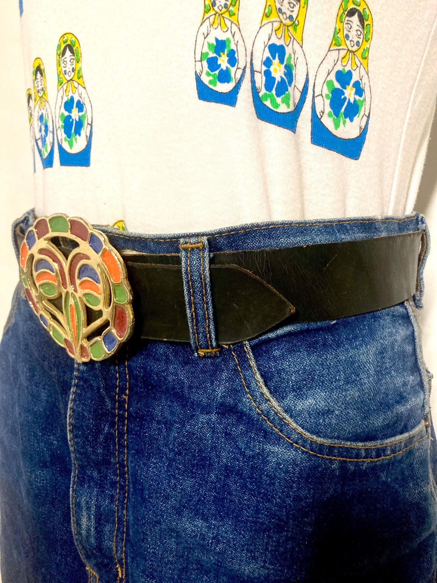 70s vintage womens dress or jeans belt with big round fancy buckle. Gold with multi colour indented patterns. Raw home made finish. NOS