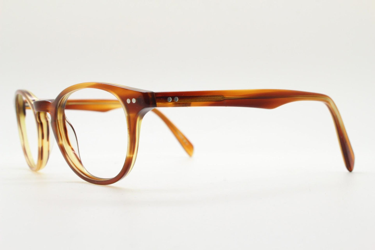Rectangular vintage eye glasses. Minimal classic design optical frames in tortoise acetate with keyhole bridge. Prescription RX spectacles