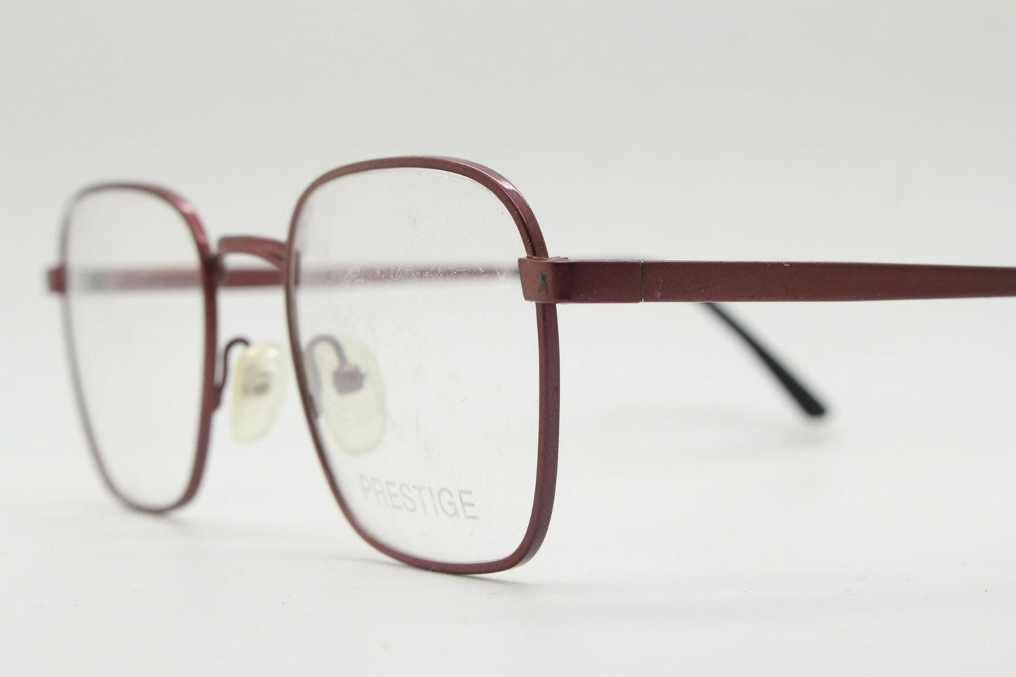 Prestige 90s vintage square metal eye glasses. Straightforward minimal design optical frames in attractive metallic brown. Prescription RX