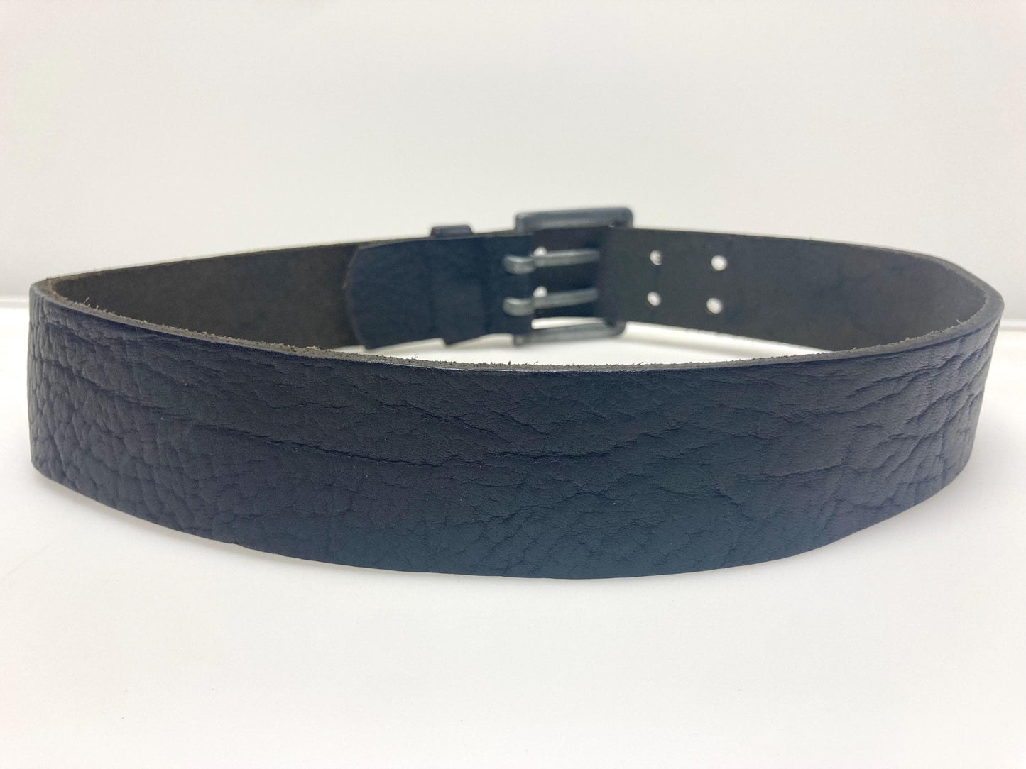 90s vintage heavy duty black genuine leather belt with distressed steel buckle by Mexx. Full grain original finish cowhide. NOS
